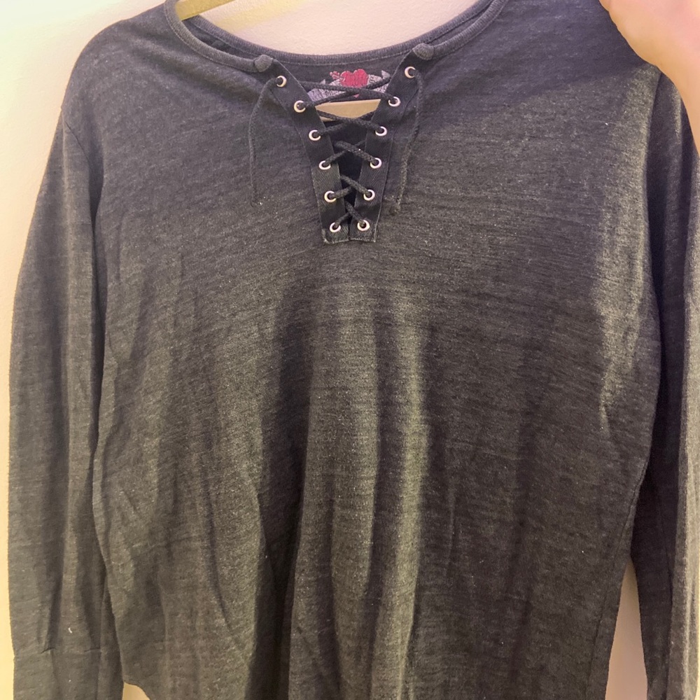 Long sleeve top